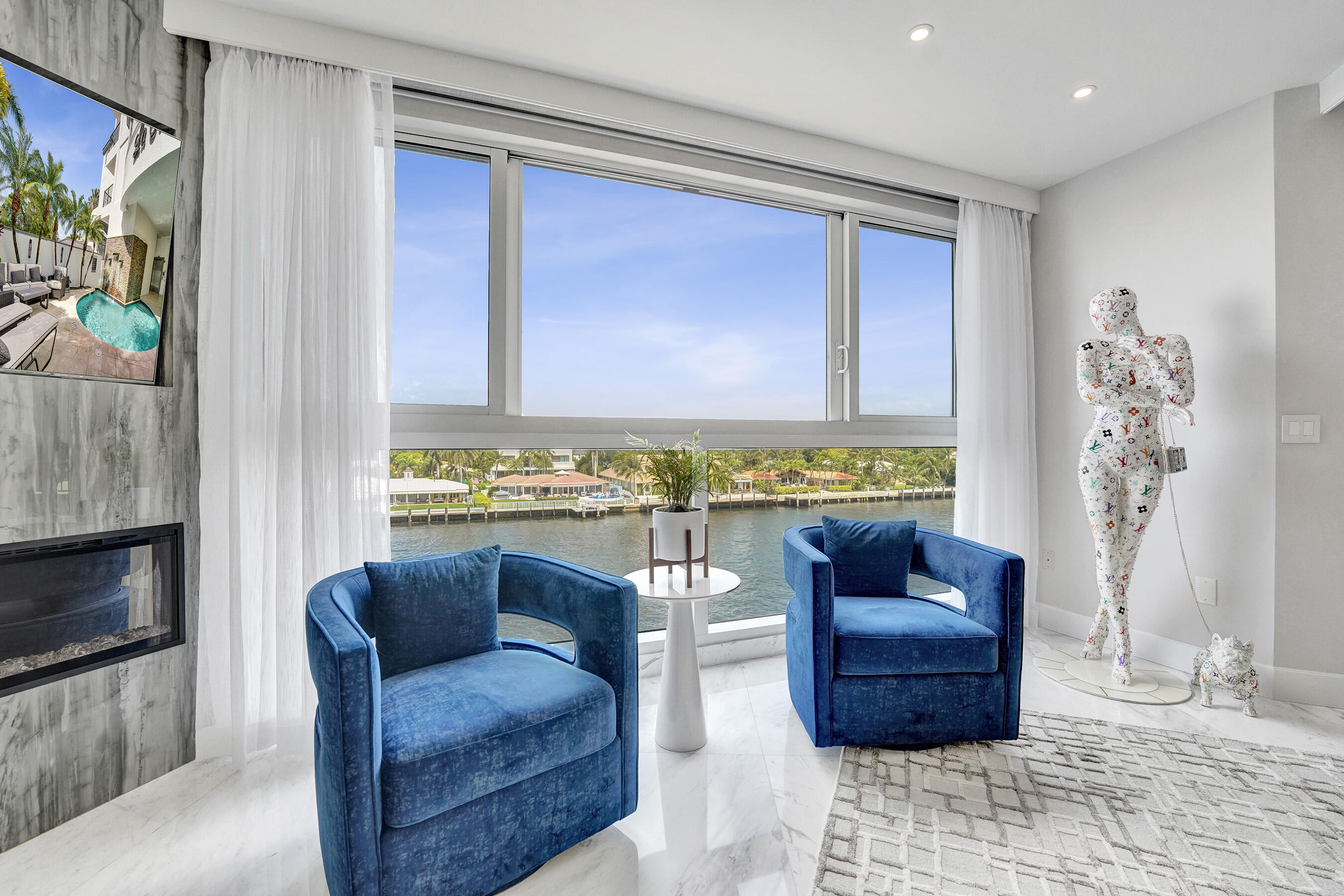 LA CASCADE CONDO - Residential