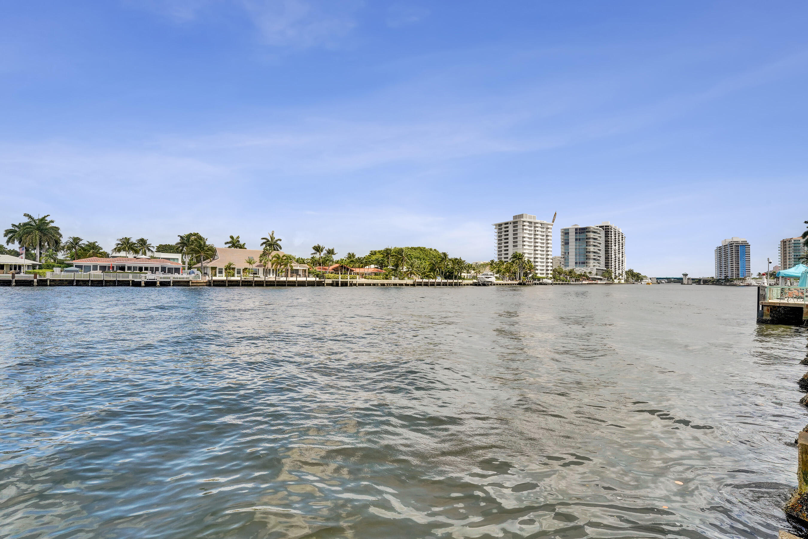 615 Bayshore Drive 402