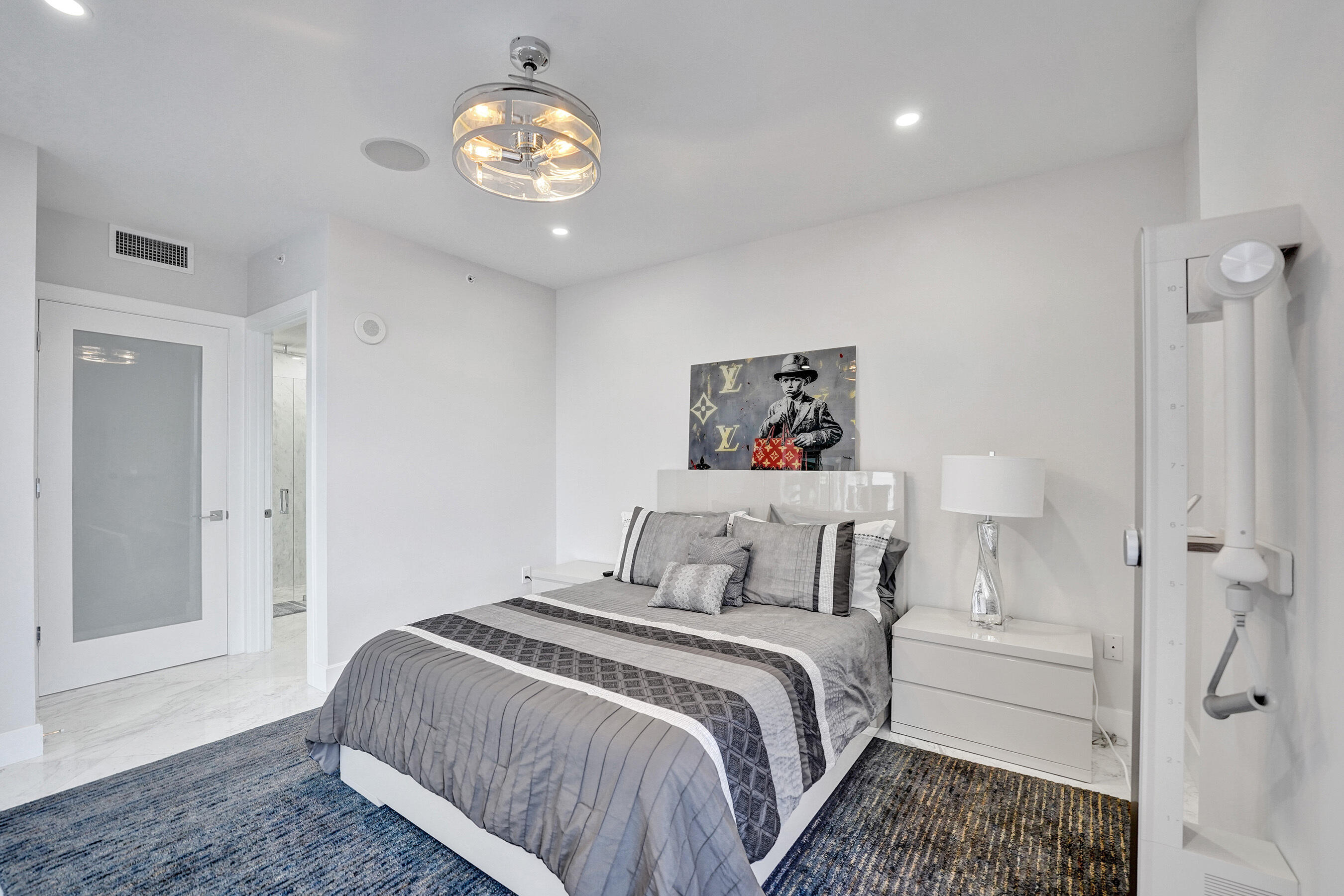 LA CASCADE CONDO - Residential