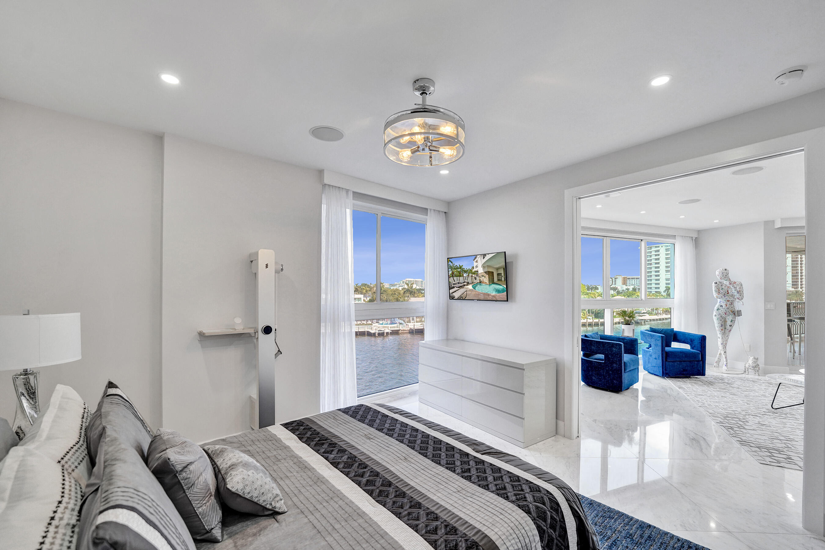 LA CASCADE CONDO - Residential