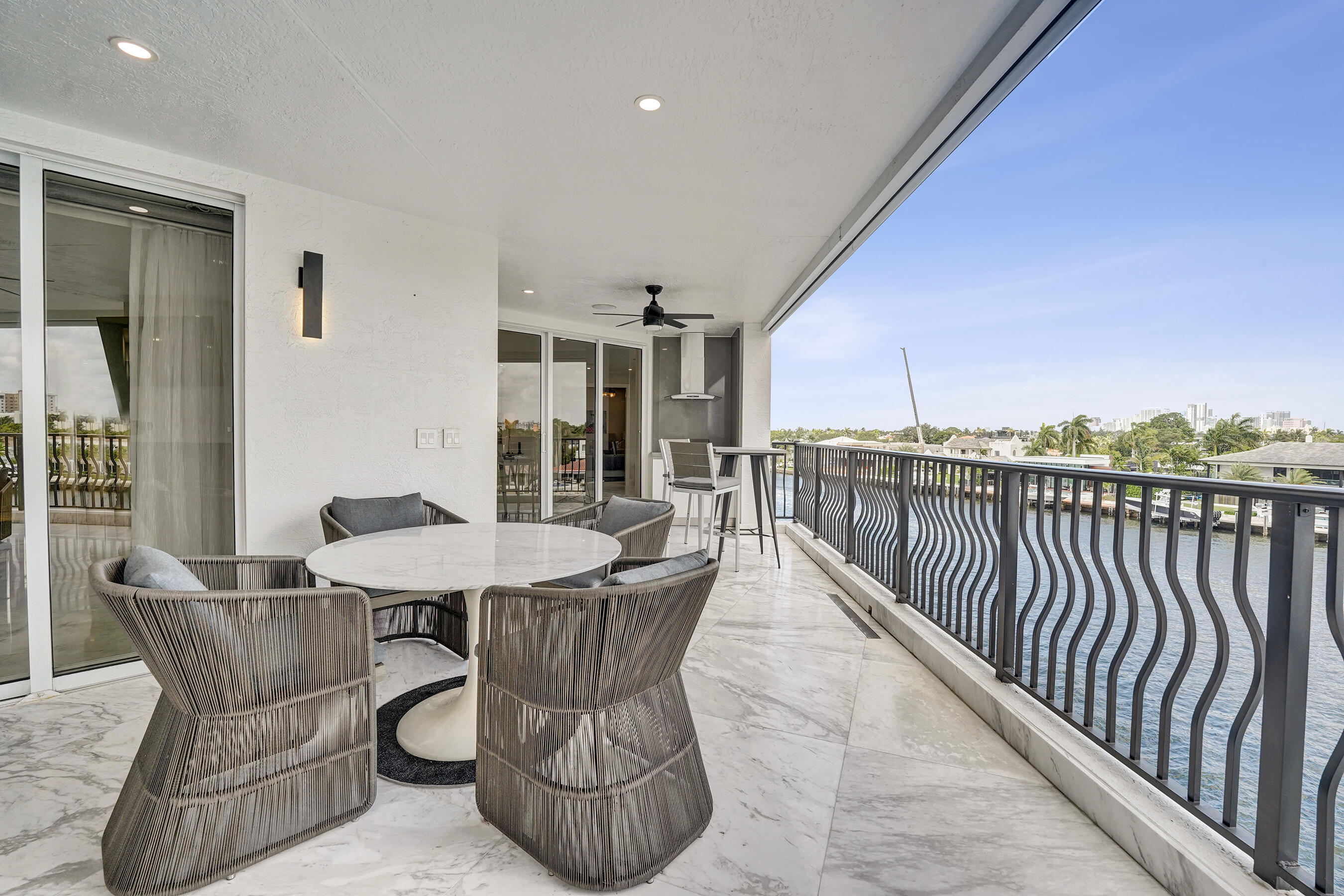 LA CASCADE CONDO - Residential