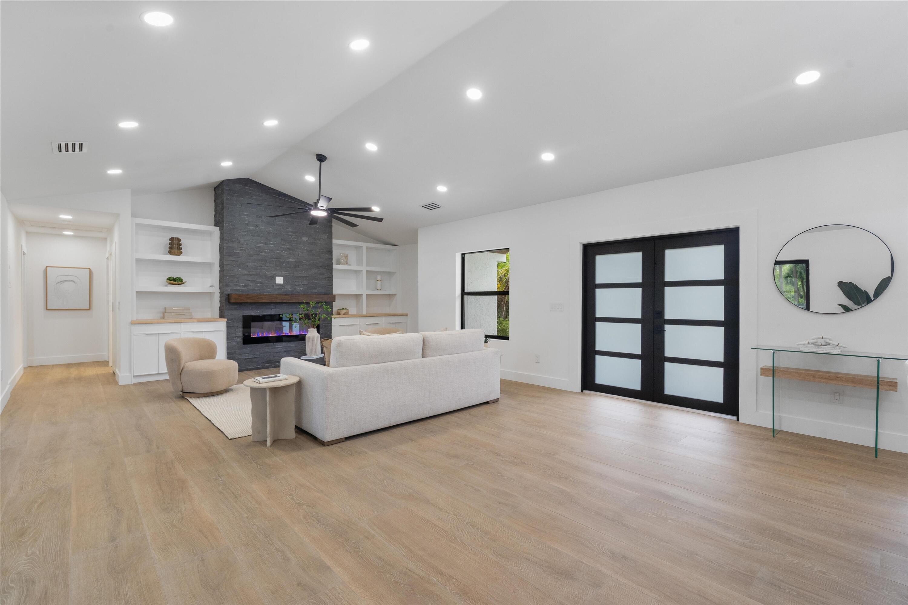 PADDOCK PARK 1 OF WELLINGTON - Residential