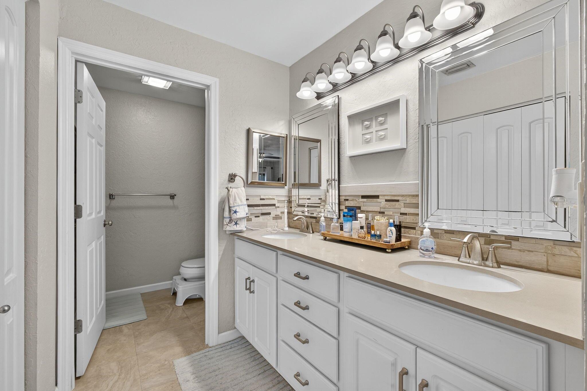 HARBOUR POINTE AT RIVER B - Residential Lease