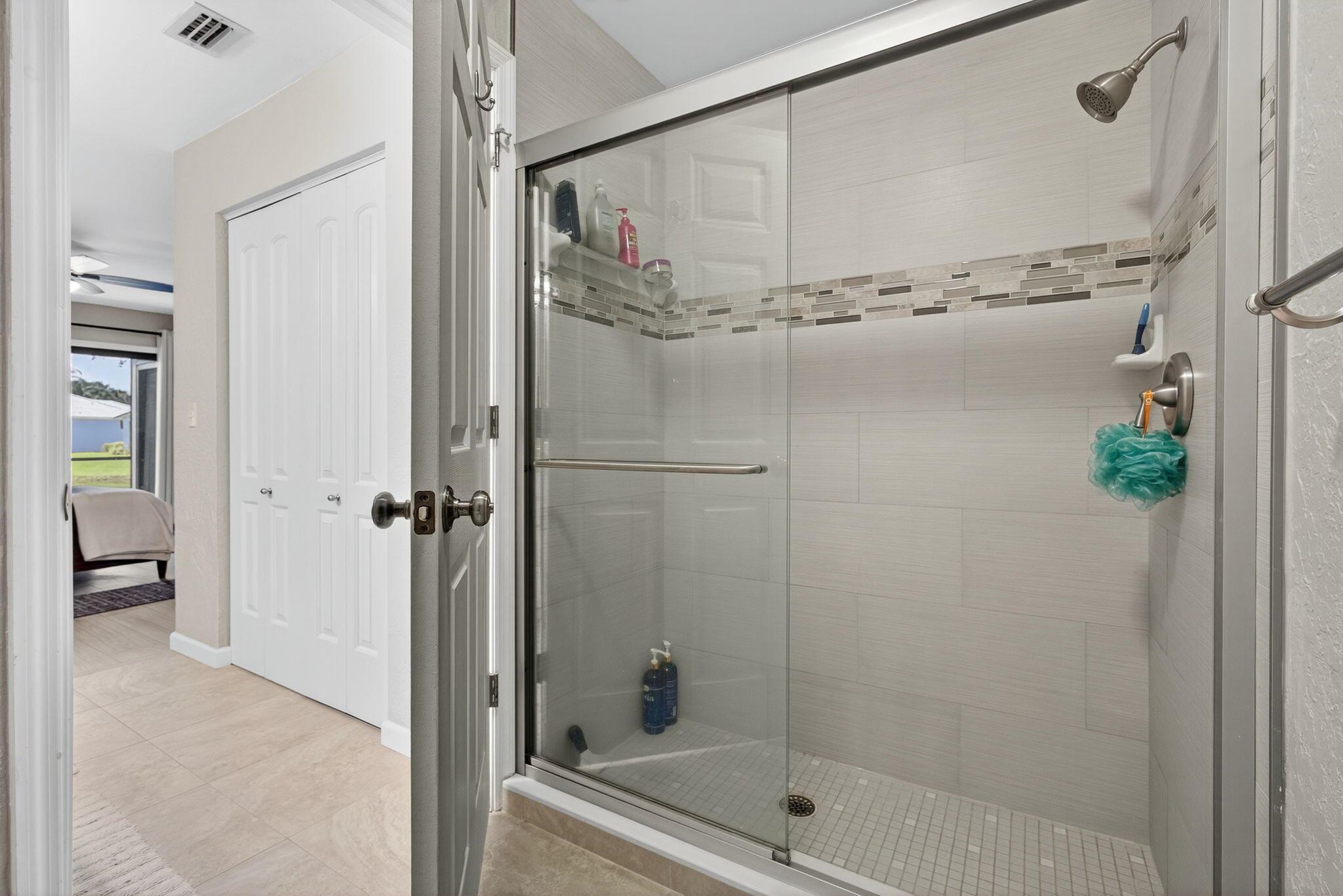 HARBOUR POINTE AT RIVER B - Residential Lease