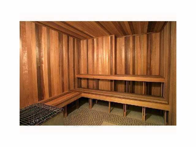 RADIUS CONDO - Residential Lease