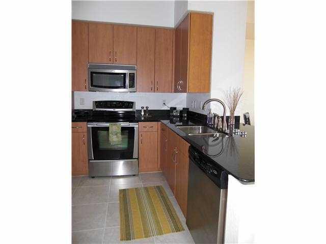 RADIUS CONDO - Residential Lease