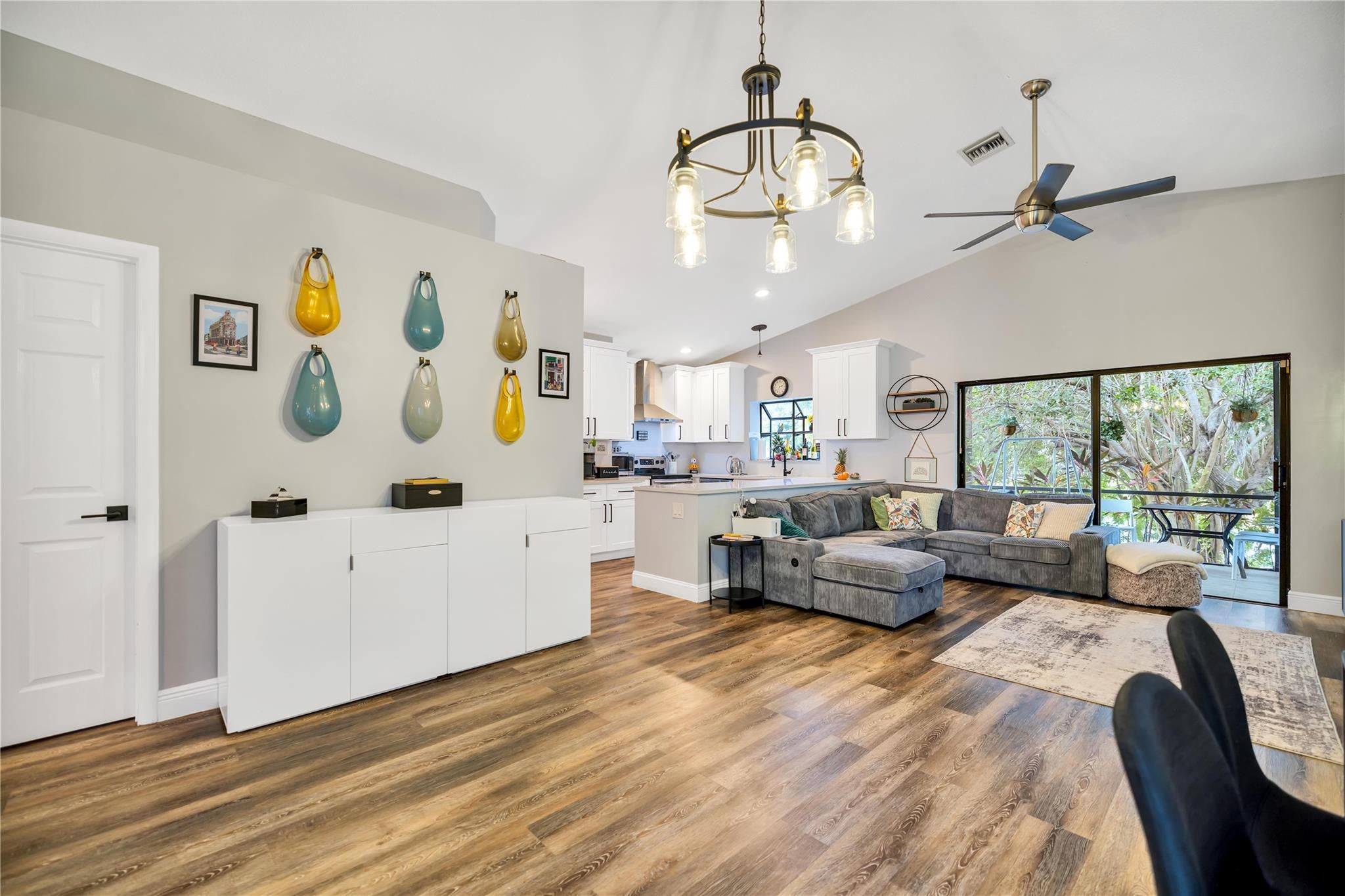 5568 American Circle