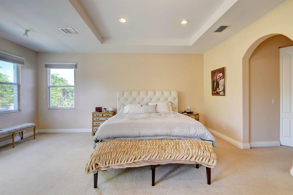 THORNHILL GREEN - Residential