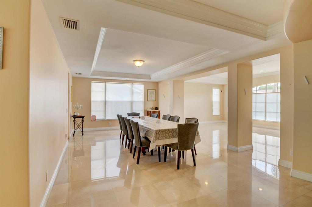 THORNHILL GREEN - Residential