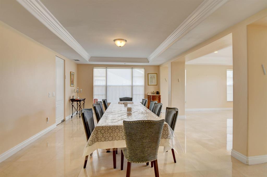 THORNHILL GREEN - Residential