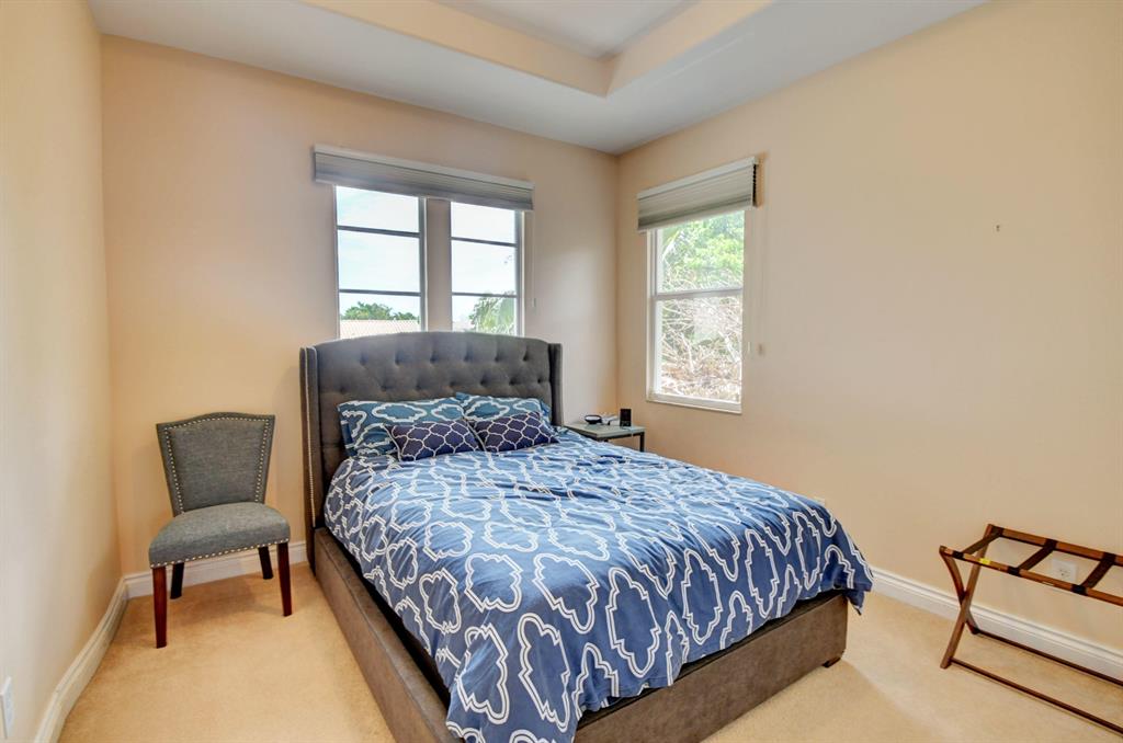 THORNHILL GREEN - Residential