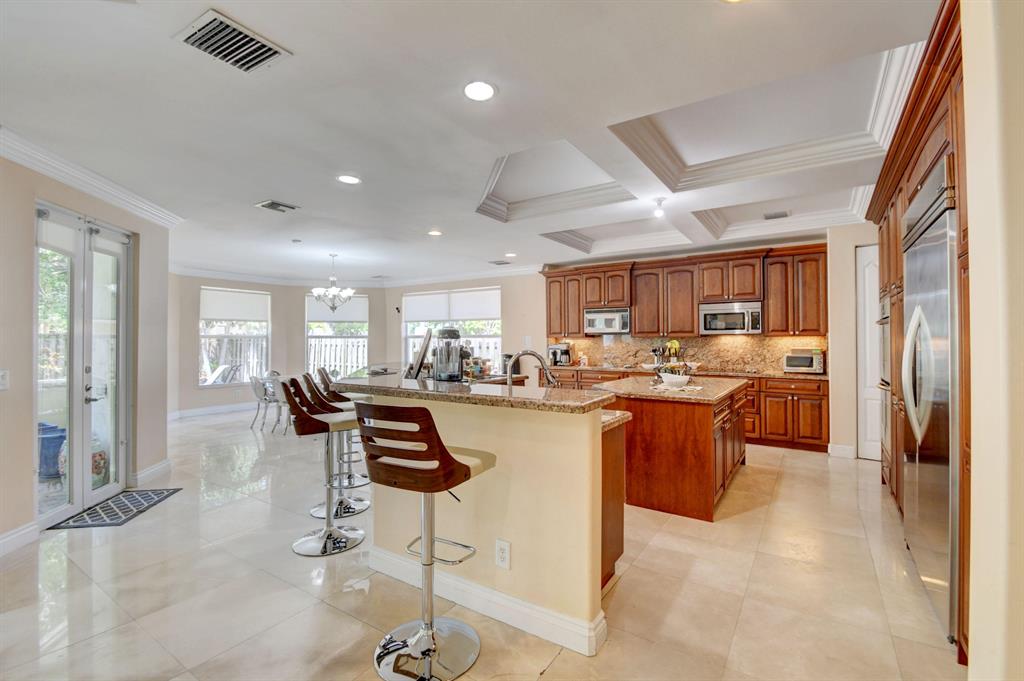 THORNHILL GREEN - Residential