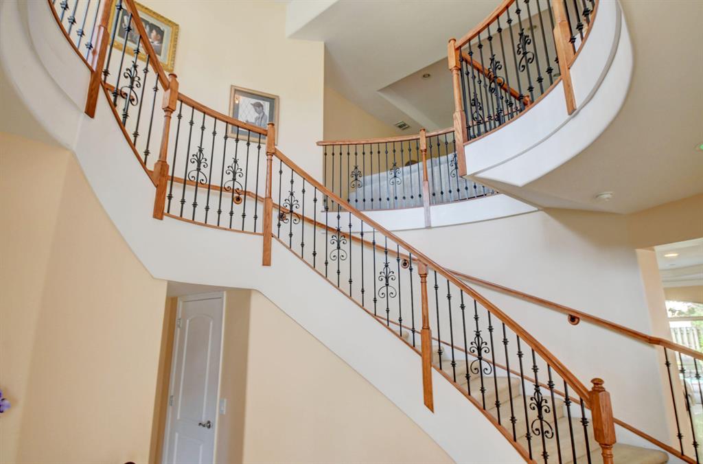 THORNHILL GREEN - Residential