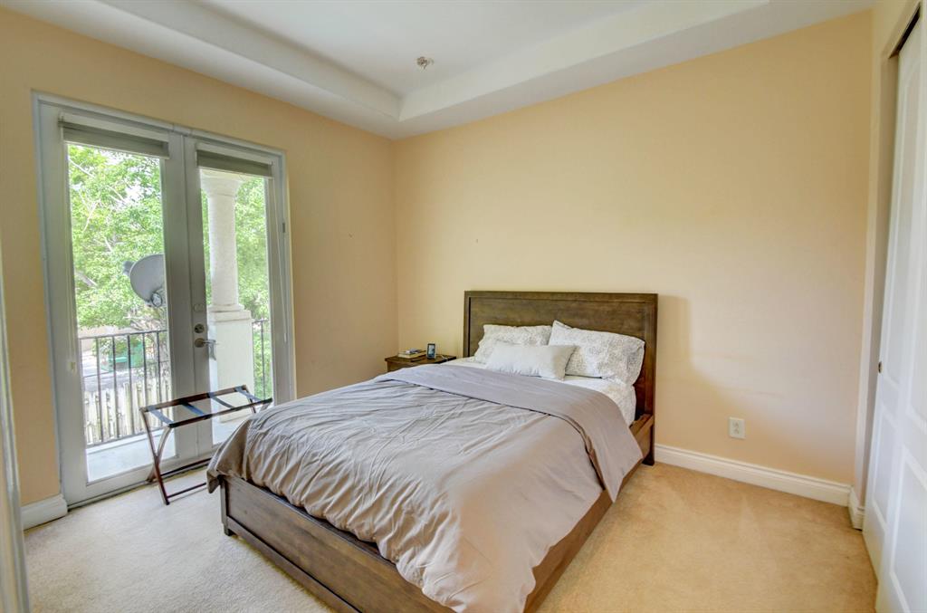 THORNHILL GREEN - Residential