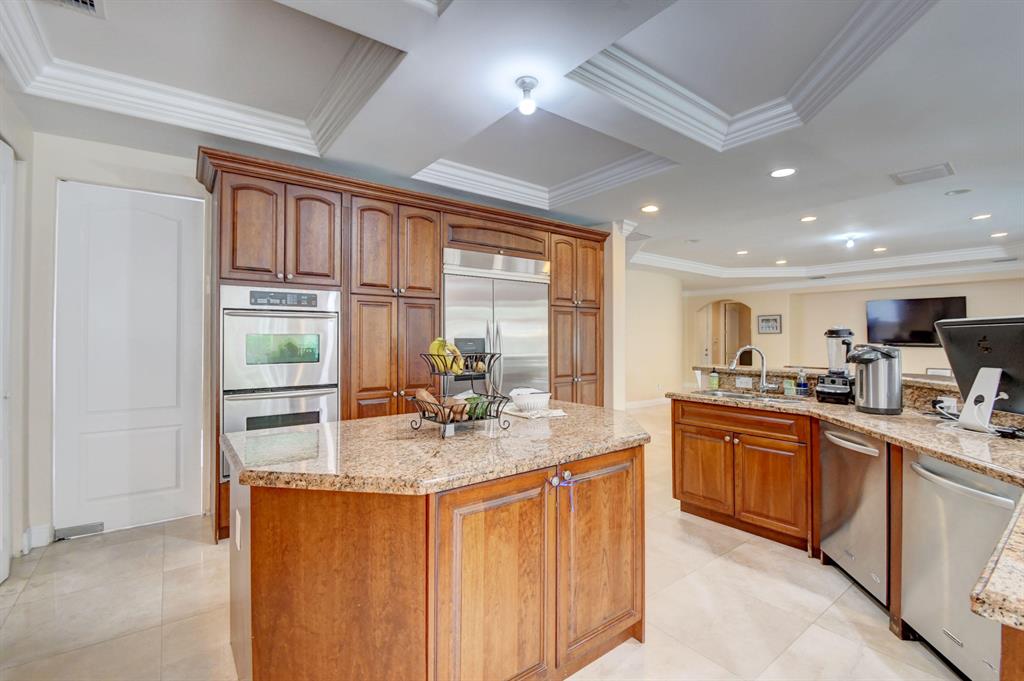 THORNHILL GREEN - Residential