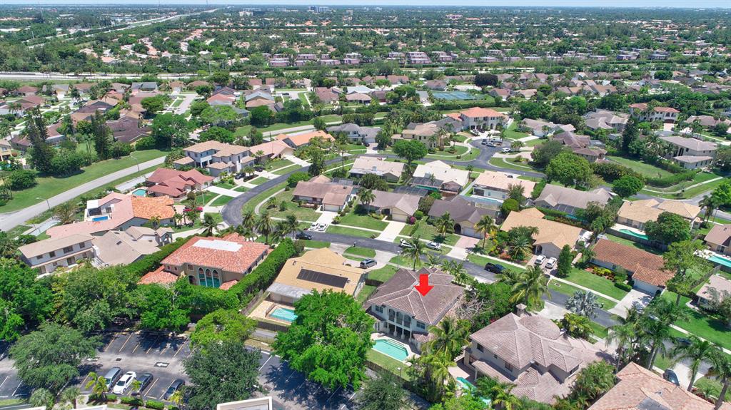 THORNHILL GREEN - Residential