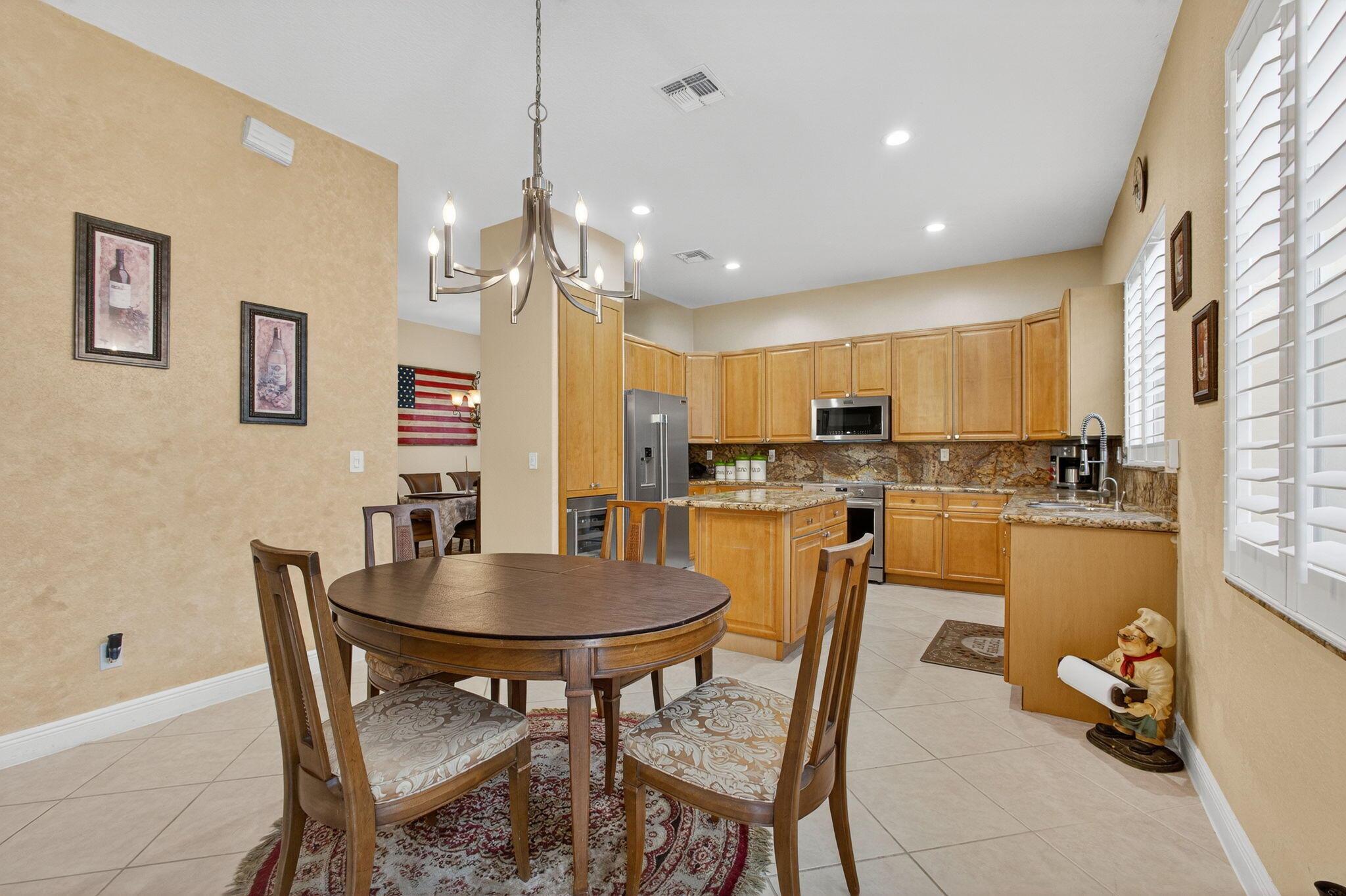 VILLAS OF IRONHORSE - Residential