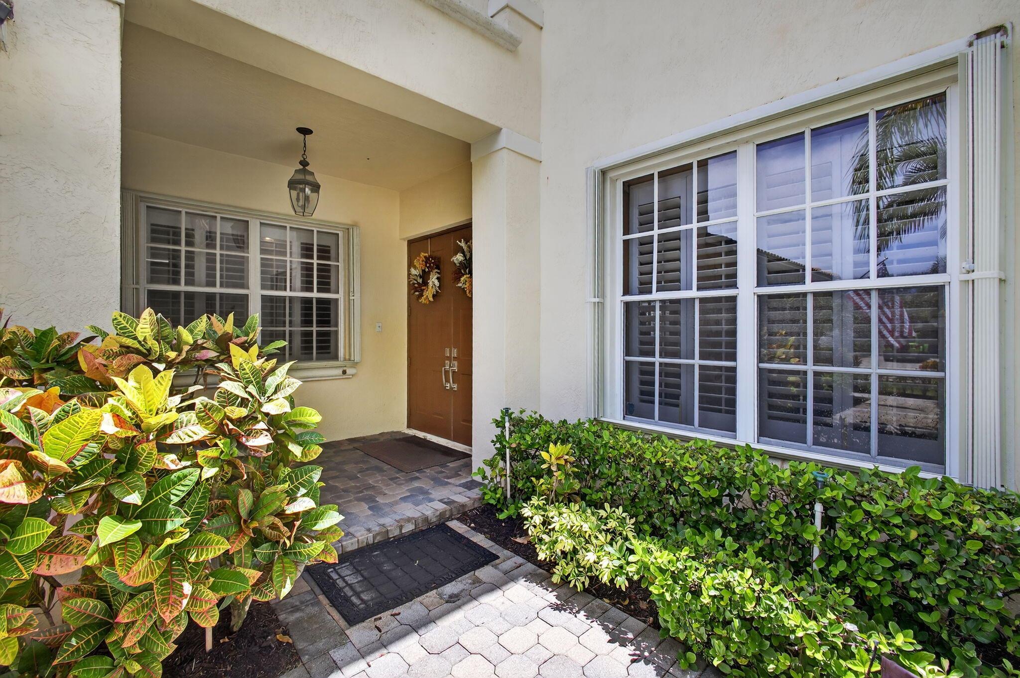 VILLAS OF IRONHORSE - Residential