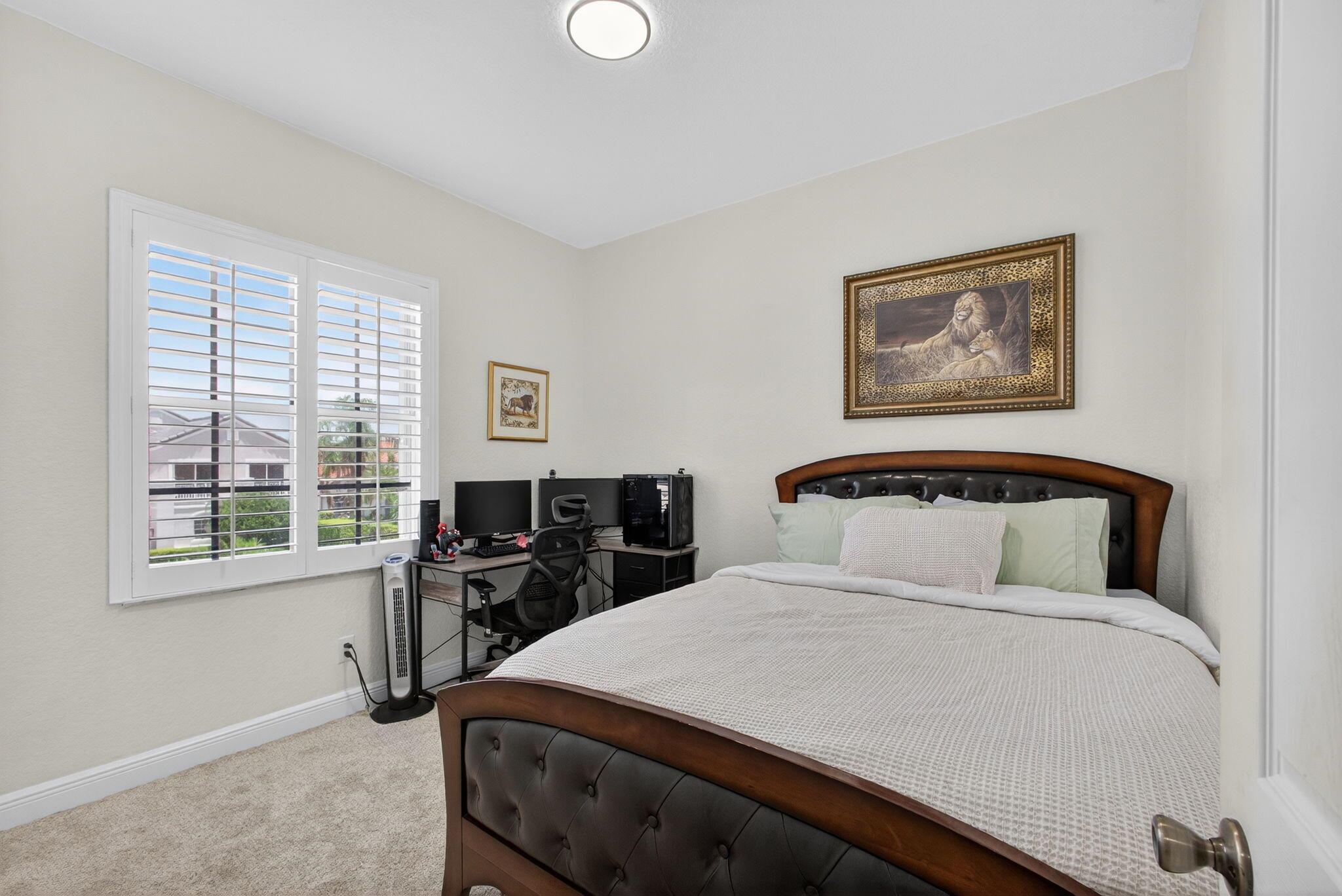 VILLAS OF IRONHORSE - Residential