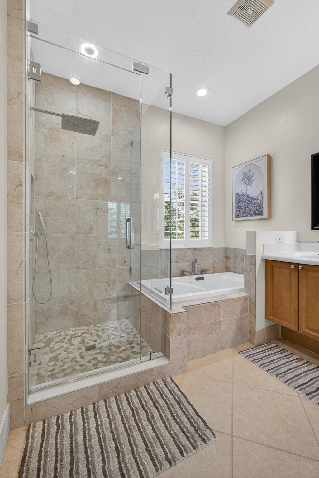 VILLAS OF IRONHORSE - Residential