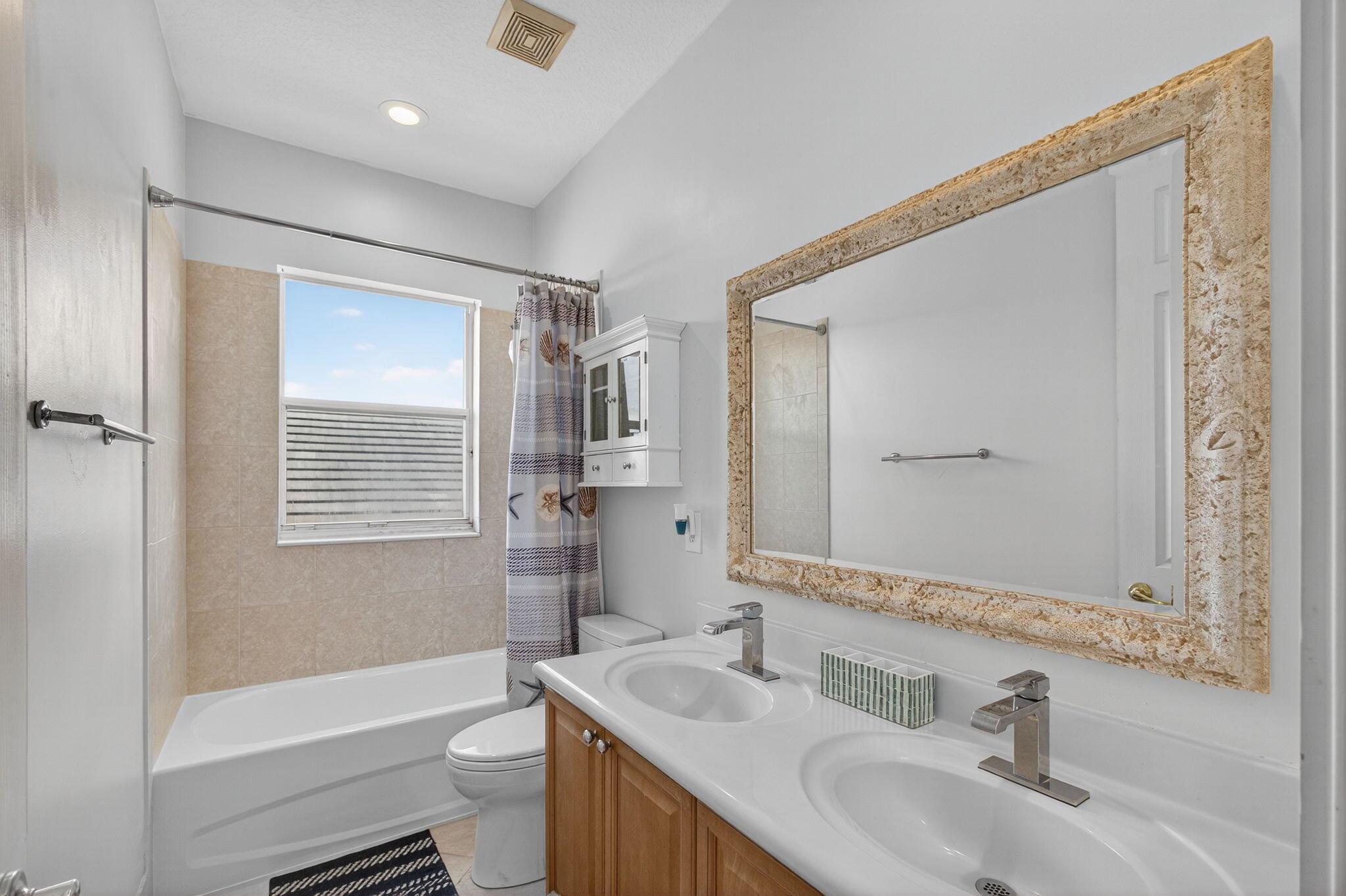 VILLAS OF IRONHORSE - Residential