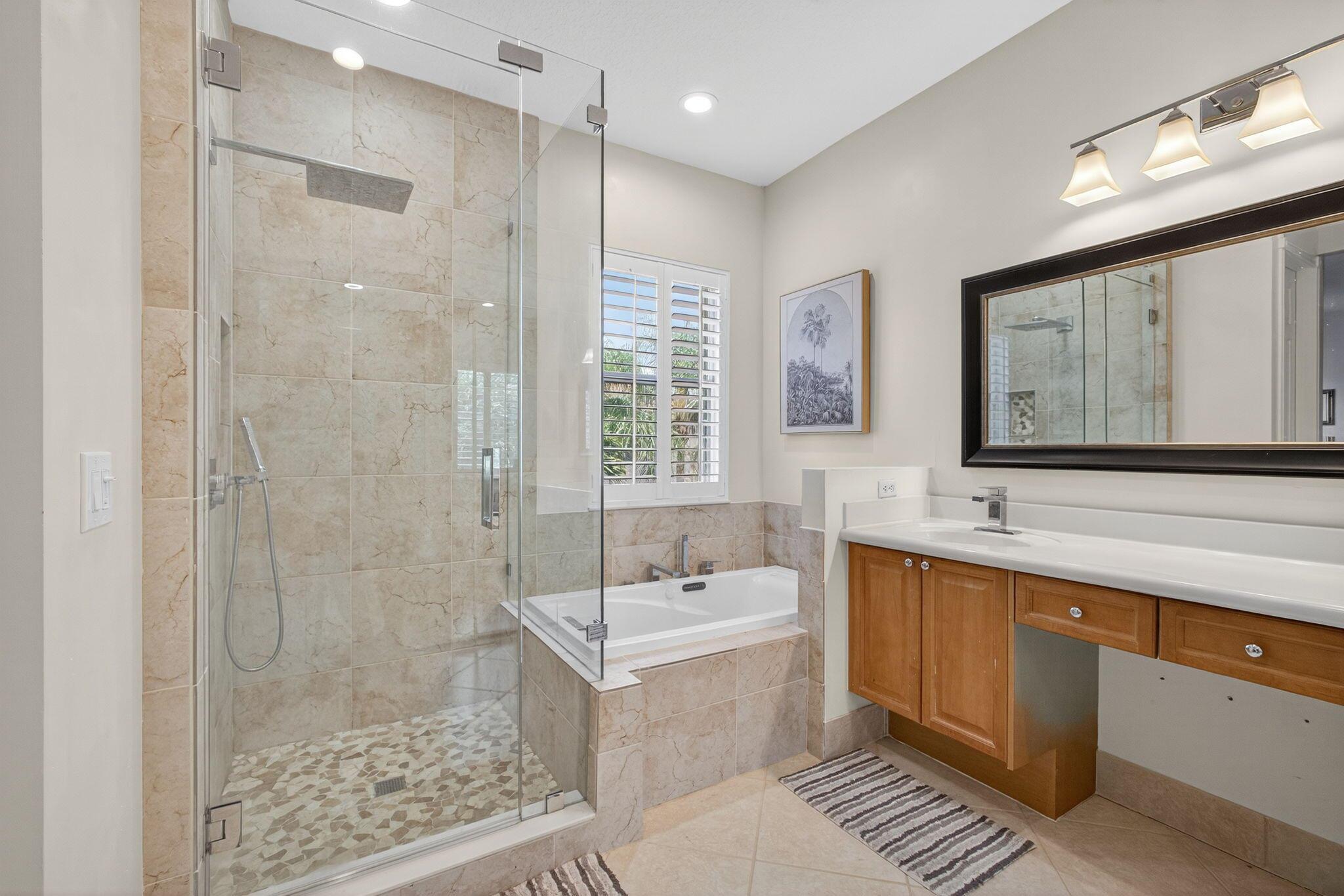 VILLAS OF IRONHORSE - Residential