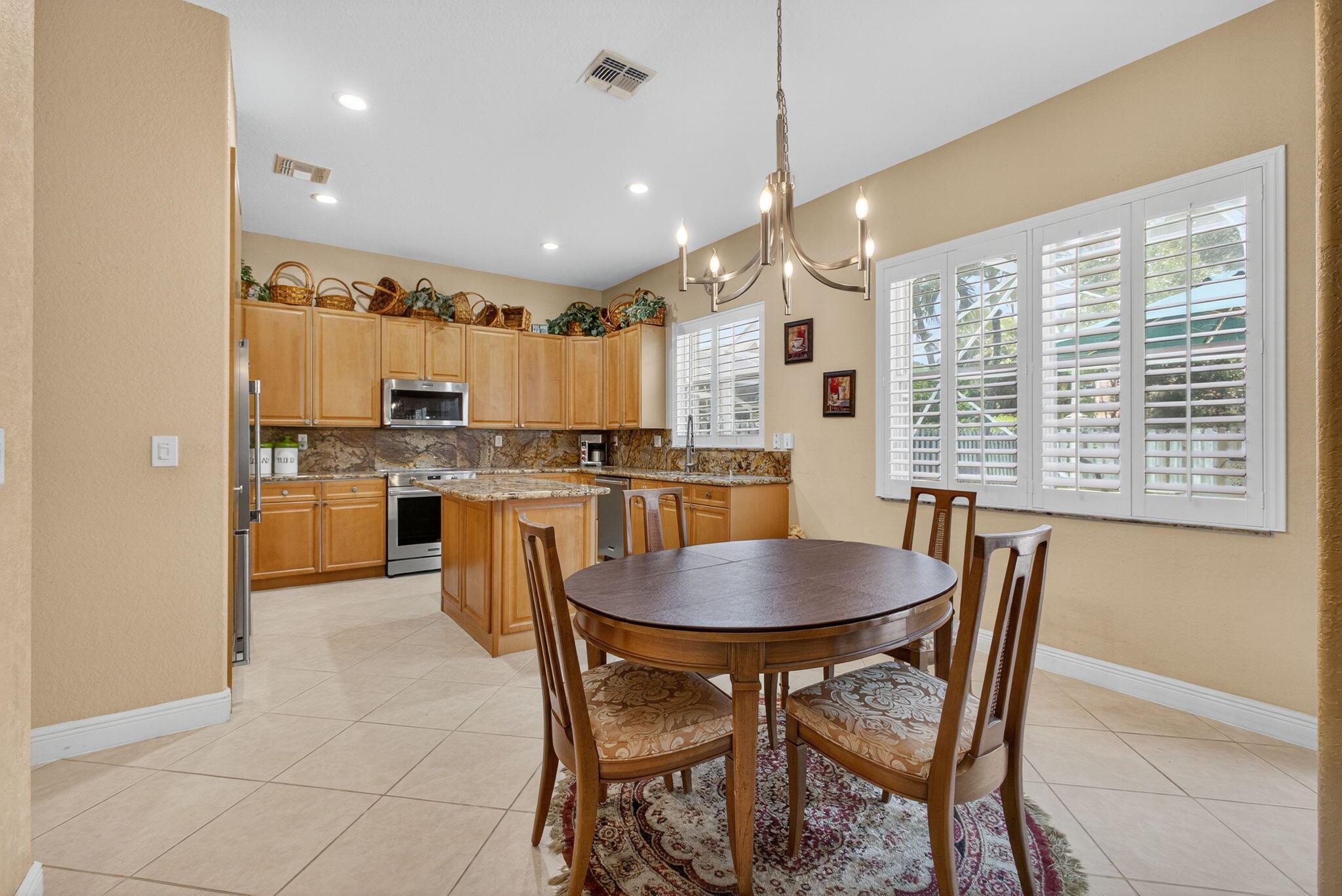 VILLAS OF IRONHORSE - Residential