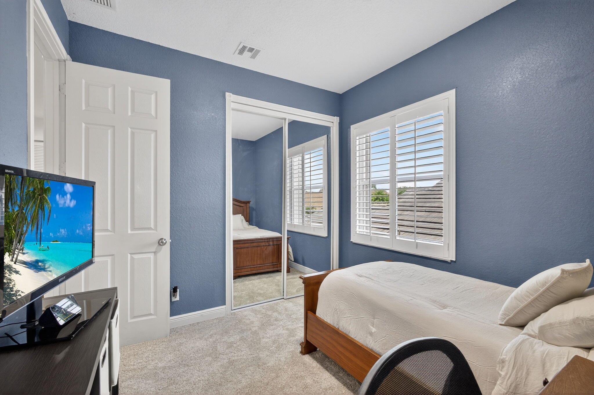 VILLAS OF IRONHORSE - Residential