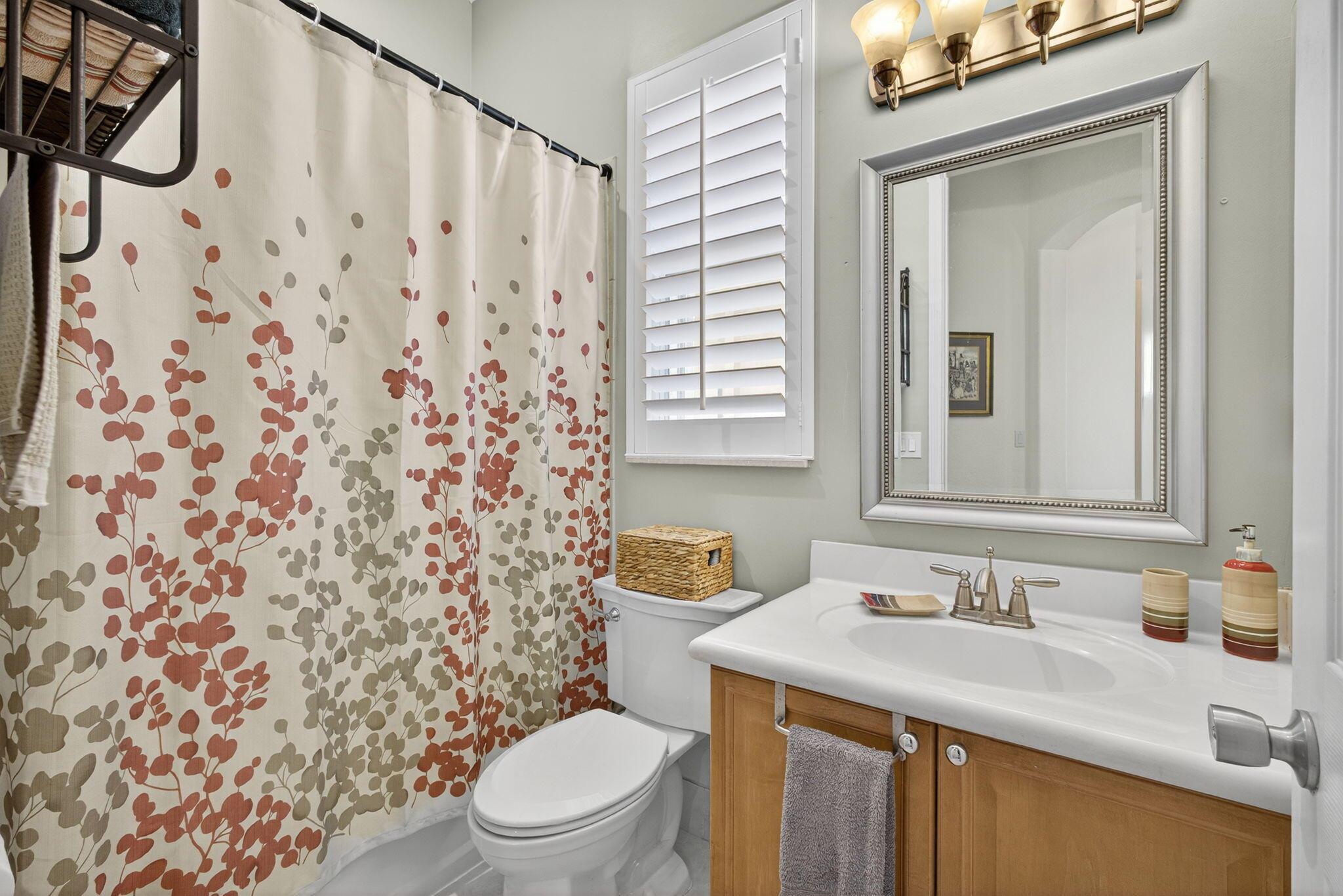 VILLAS OF IRONHORSE - Residential