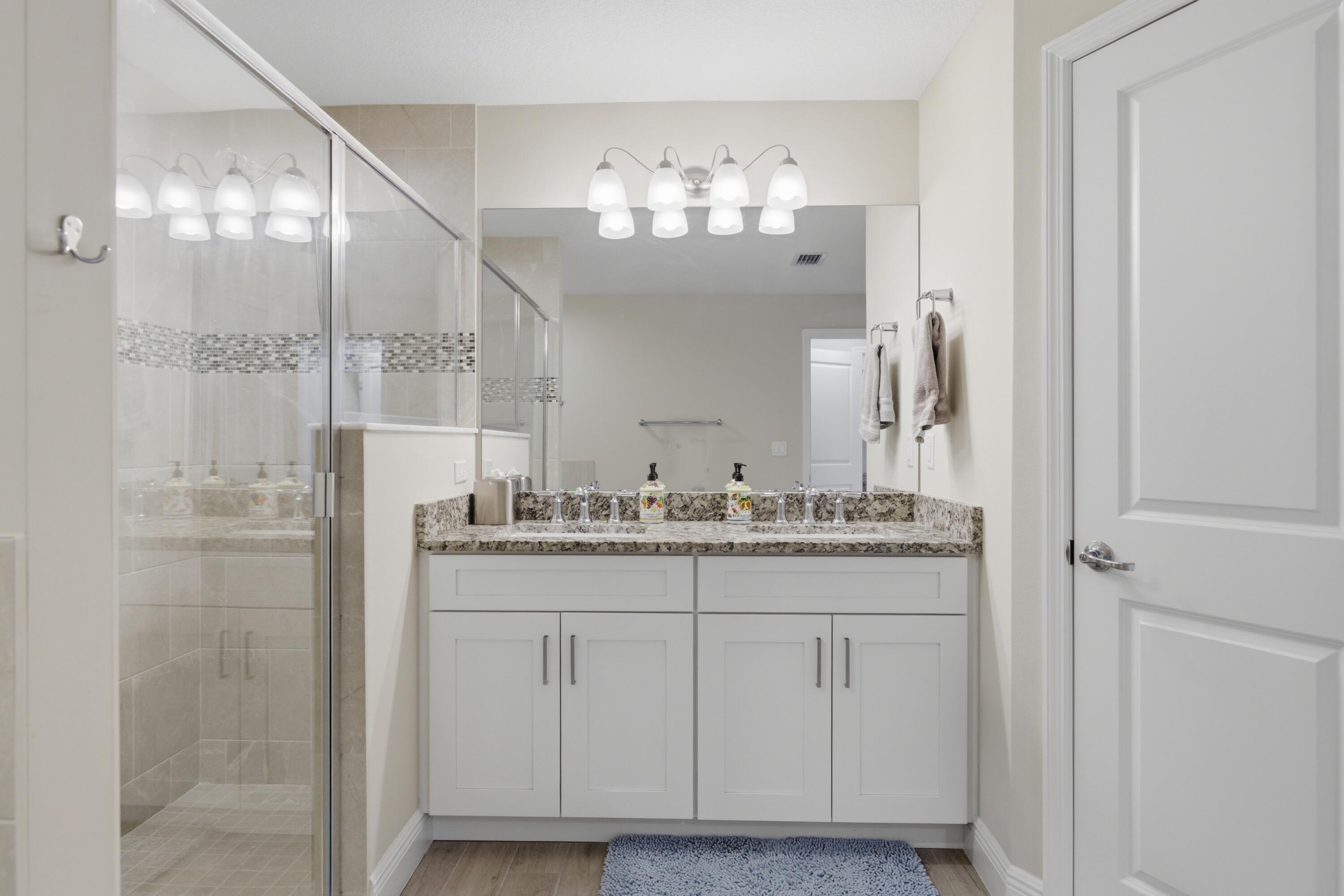 SAWGRASS LAKES PHASE 3A - Residential Lease