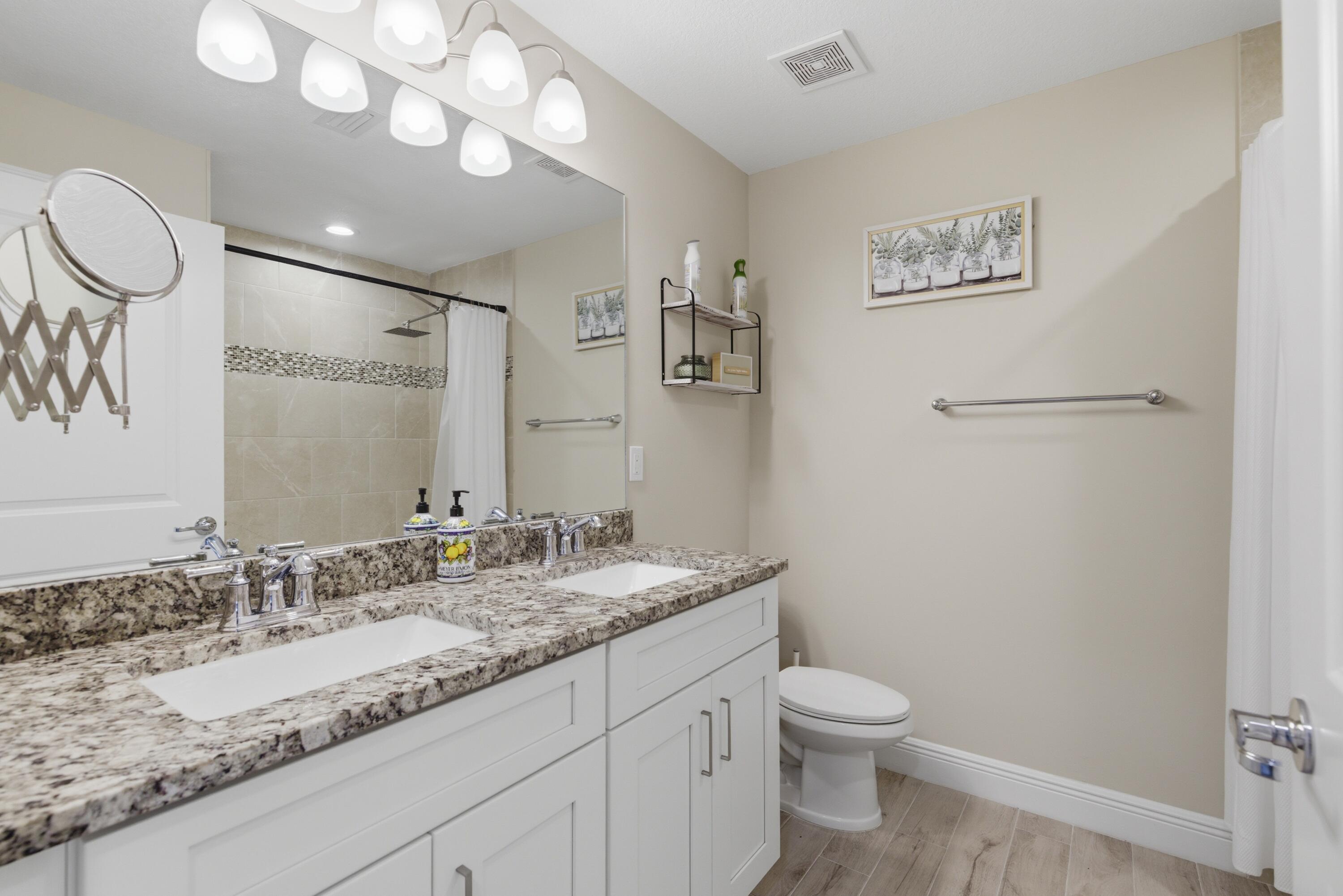 SAWGRASS LAKES PHASE 3A - Residential Lease