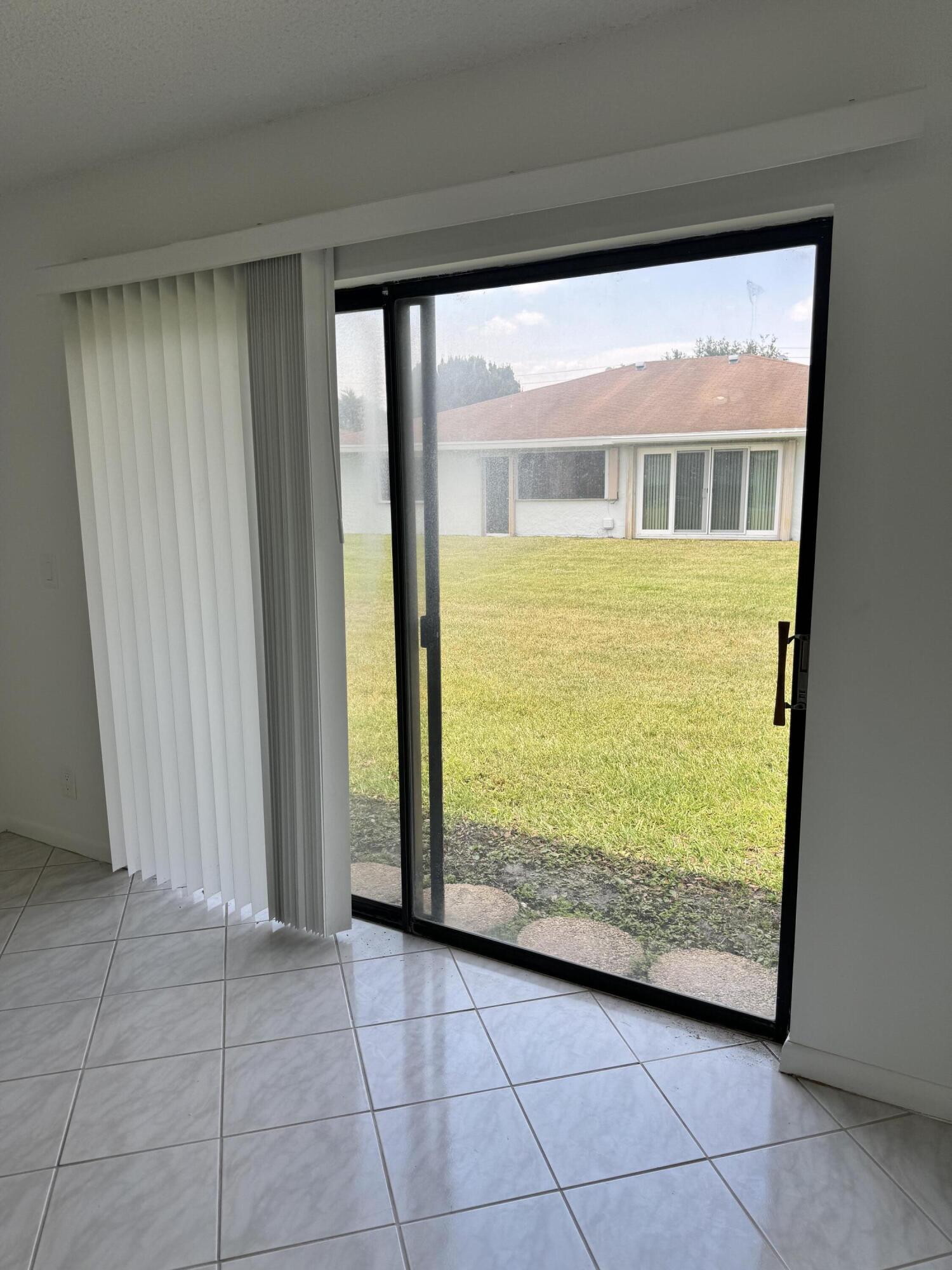 CAMELOT VILLAGE SEC 4 - Residential