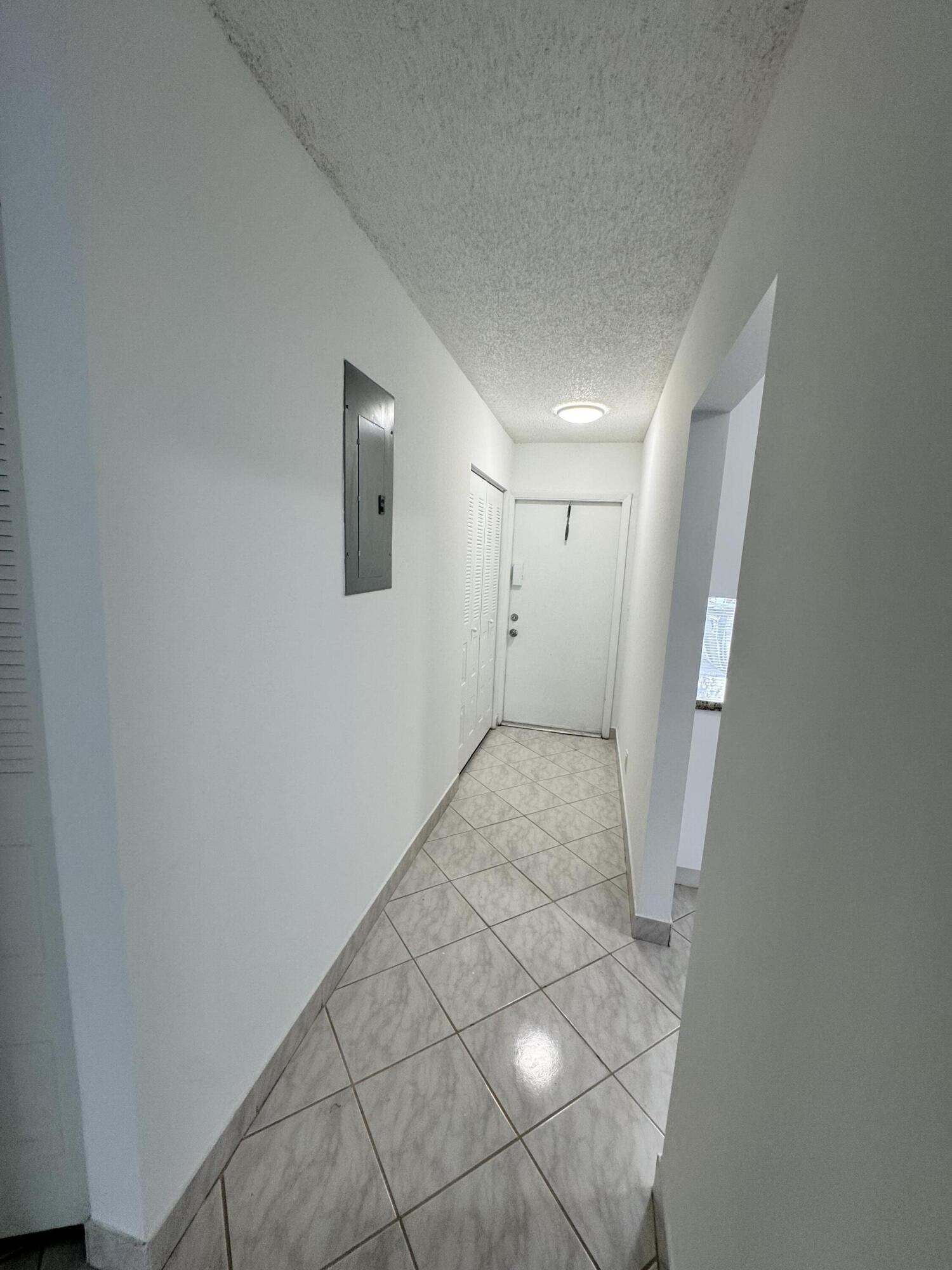 CAMELOT VILLAGE SEC 4 - Residential