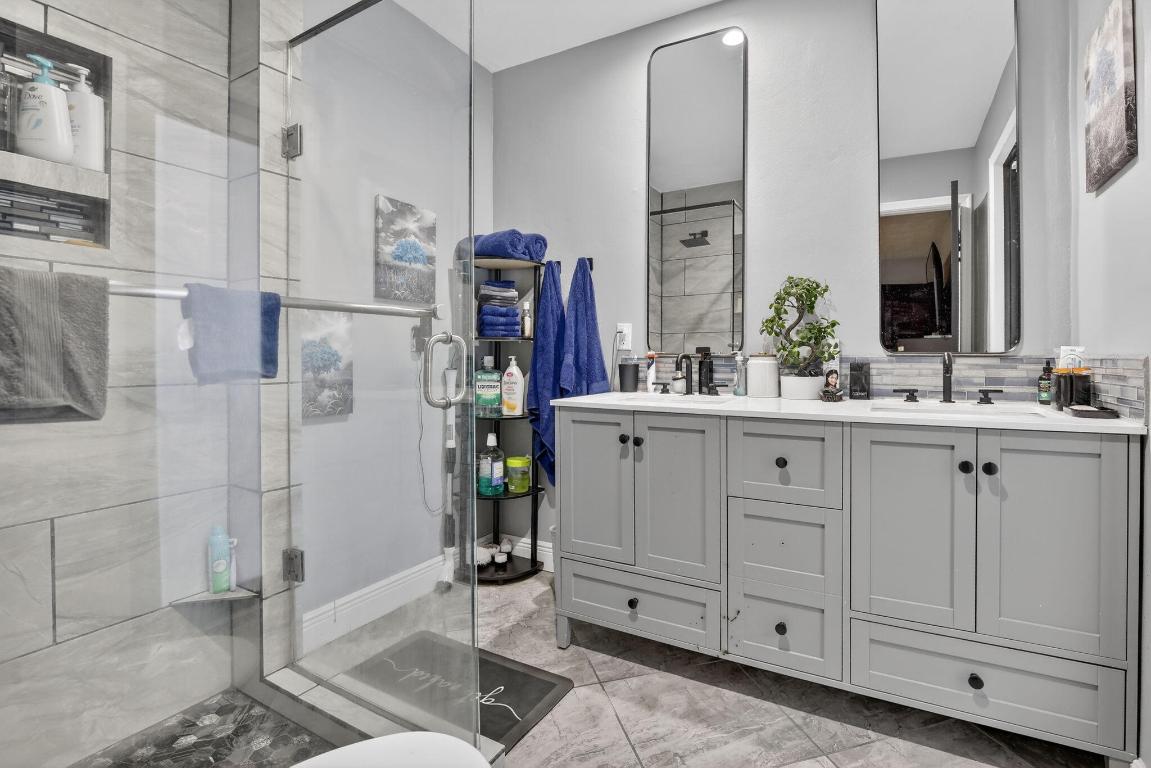 SUNRISE GOLF VILLAGE - Residential