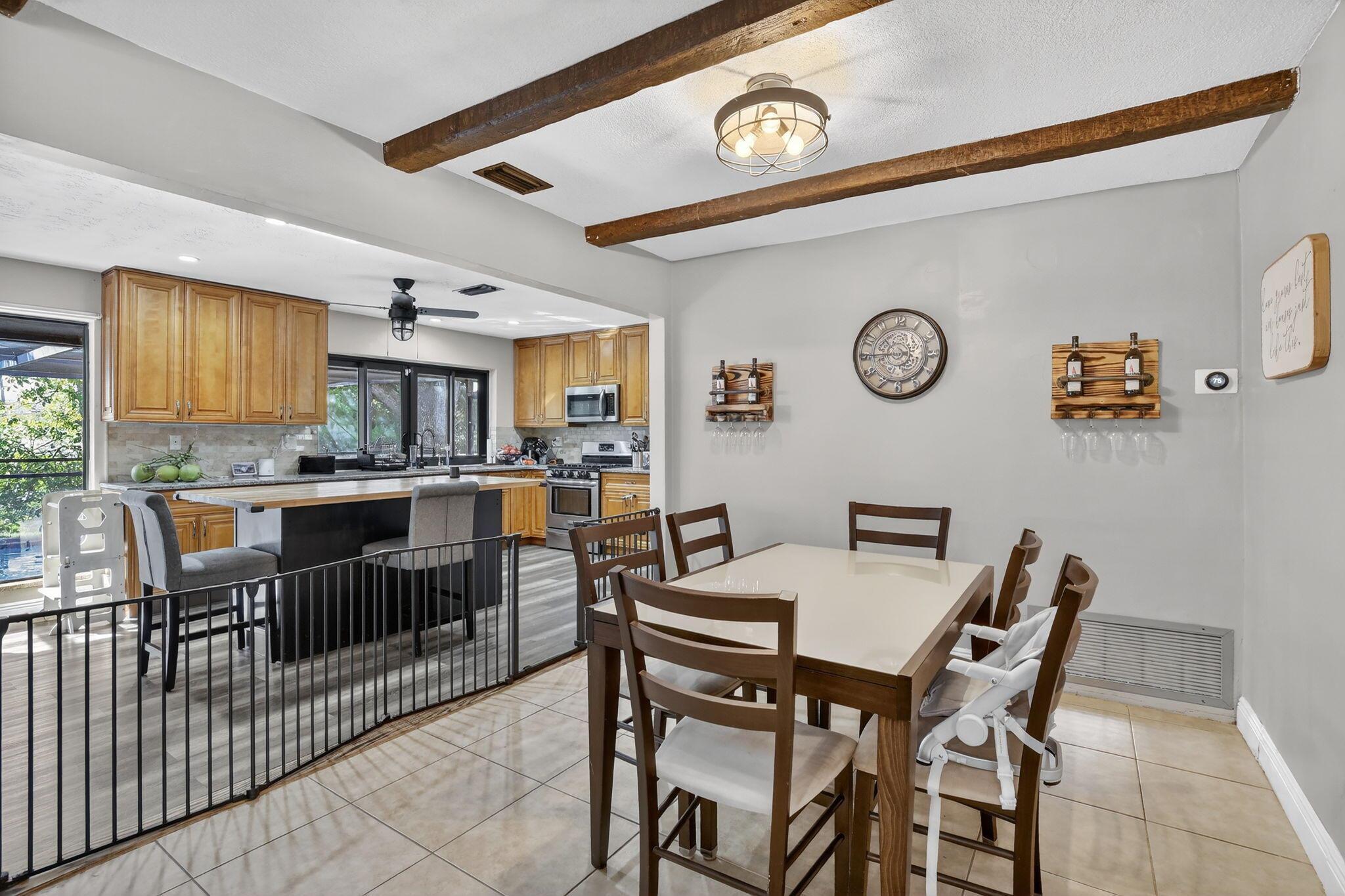 SUNRISE GOLF VILLAGE - Residential