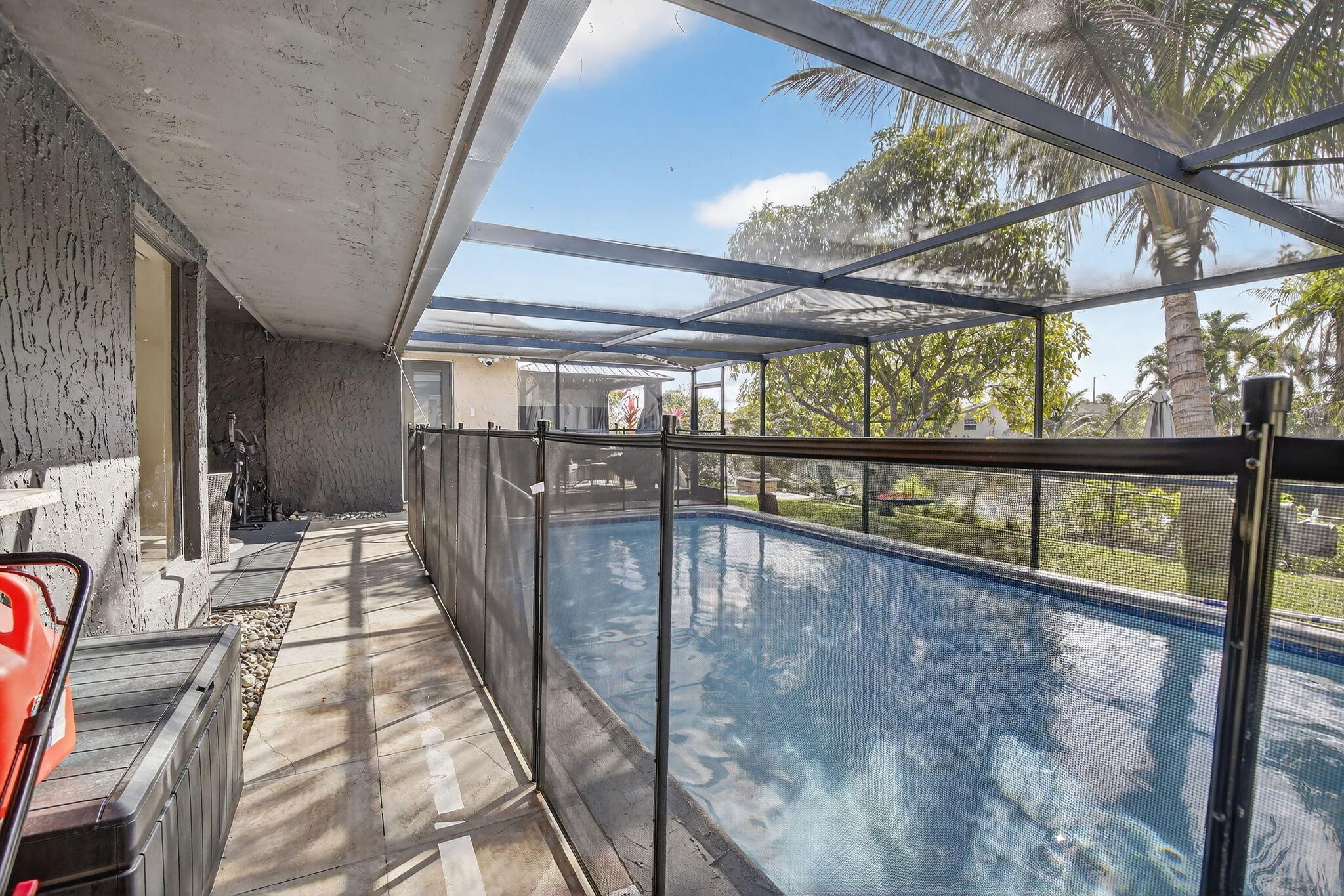 SUNRISE GOLF VILLAGE - Residential