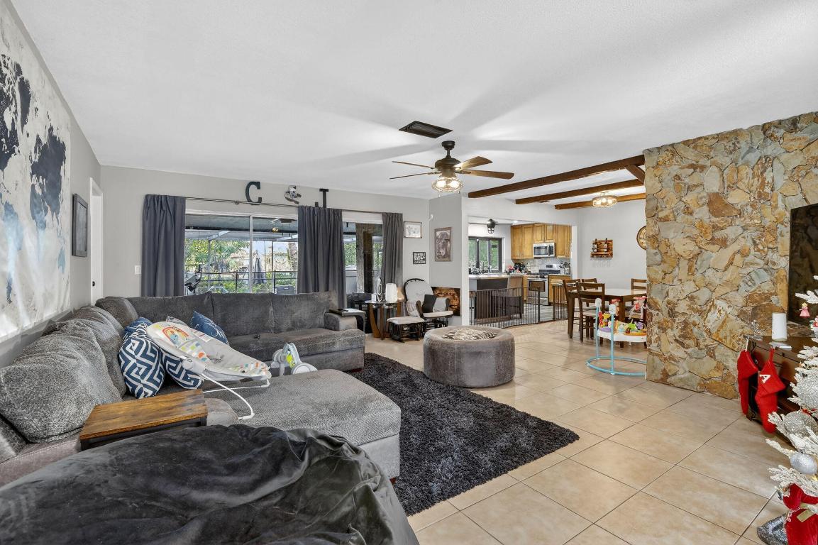 SUNRISE GOLF VILLAGE - Residential