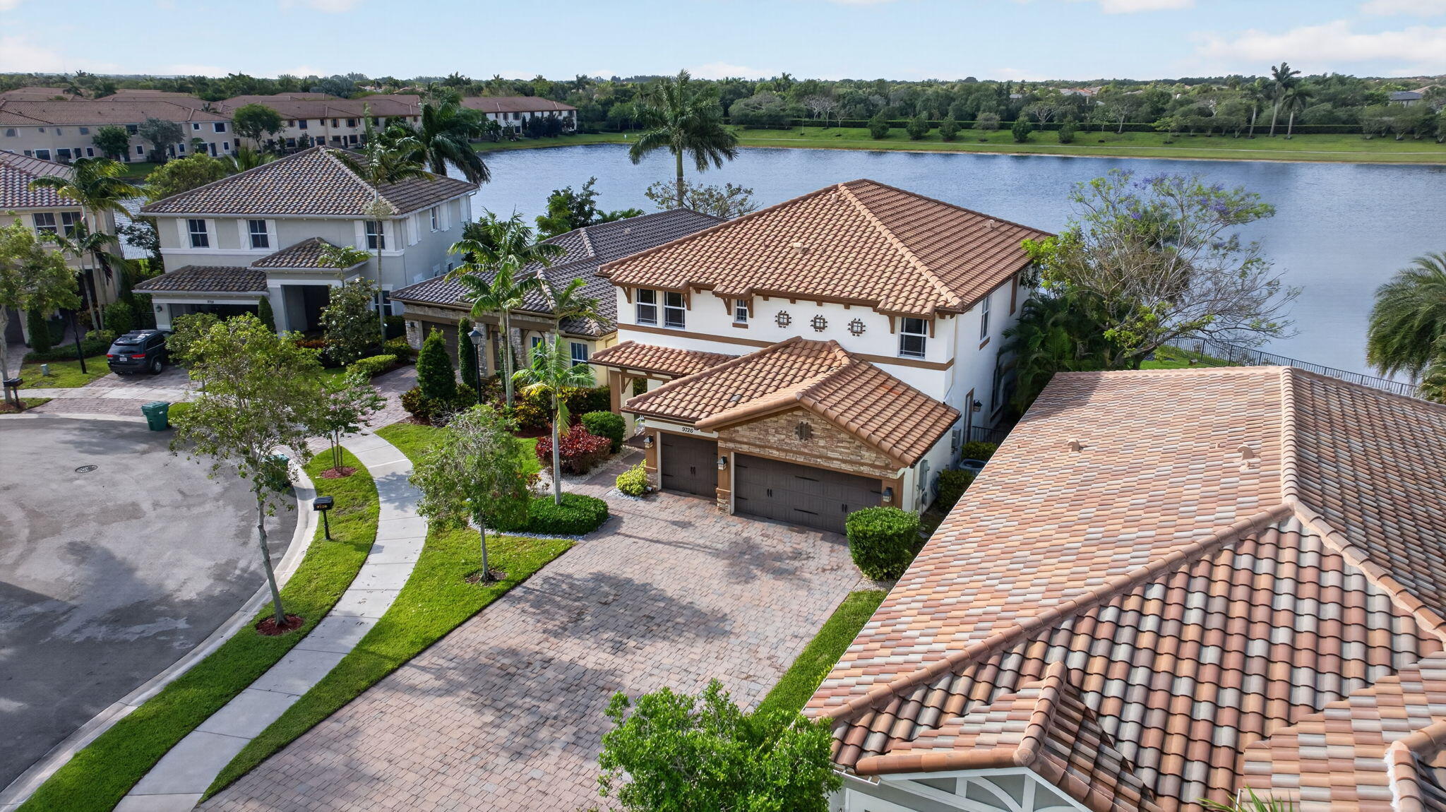 Miralago - Residential