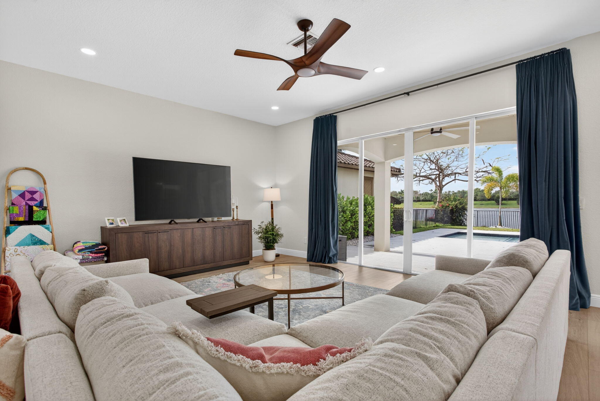 Miralago - Residential
