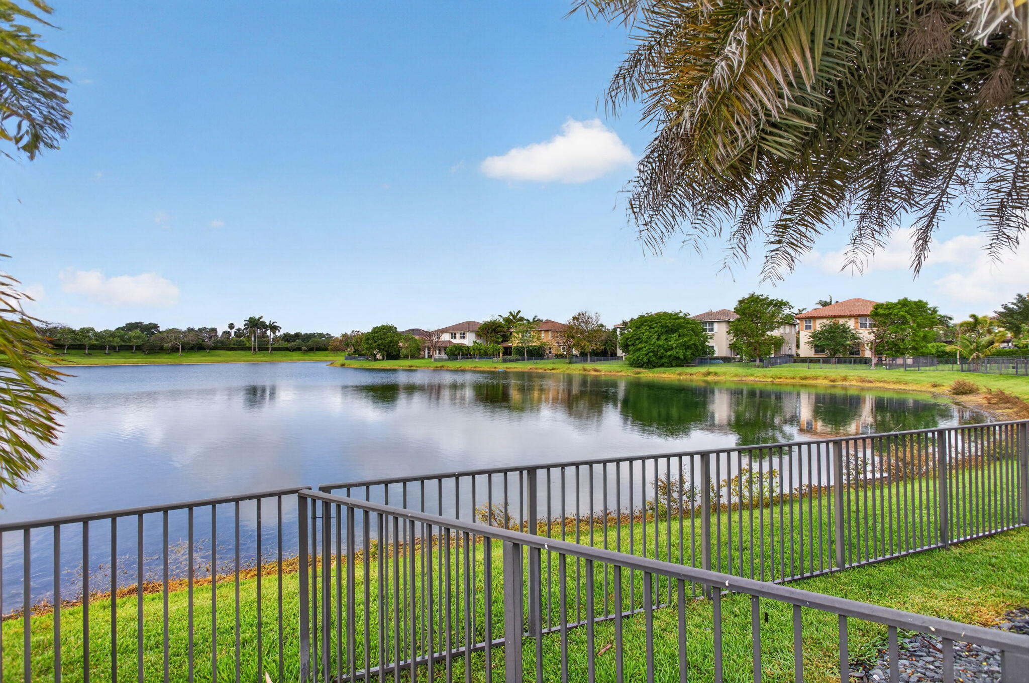 Miralago - Residential