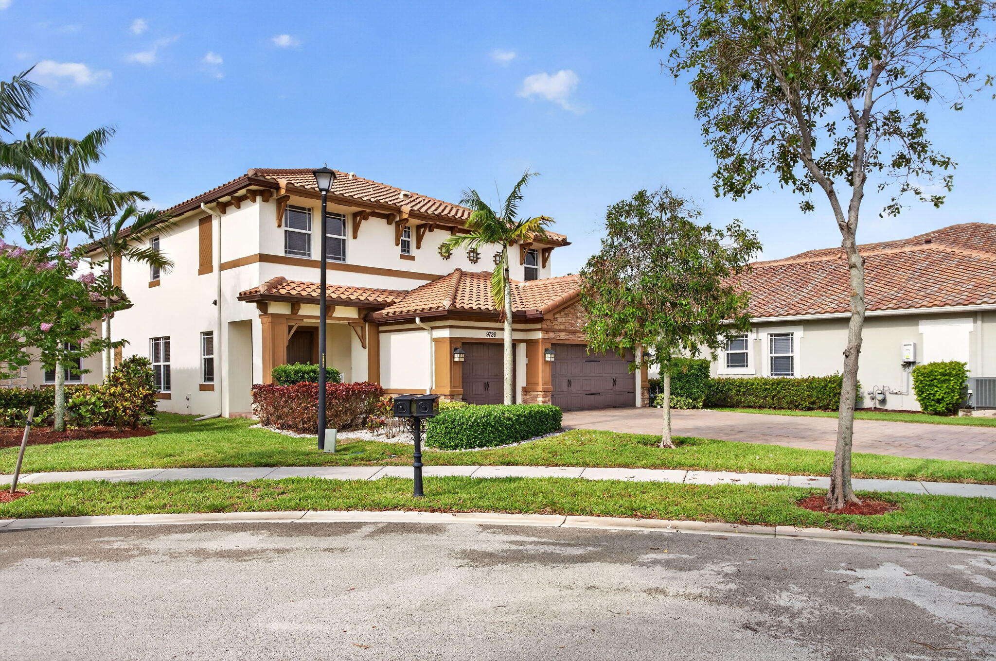 Miralago - Residential