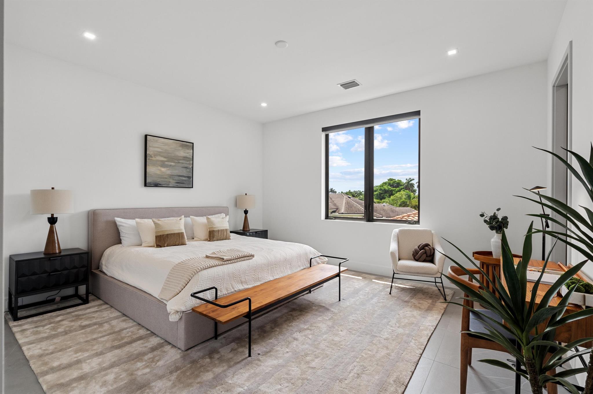 ROYAL PALM YACHT & COUNTR - Residential