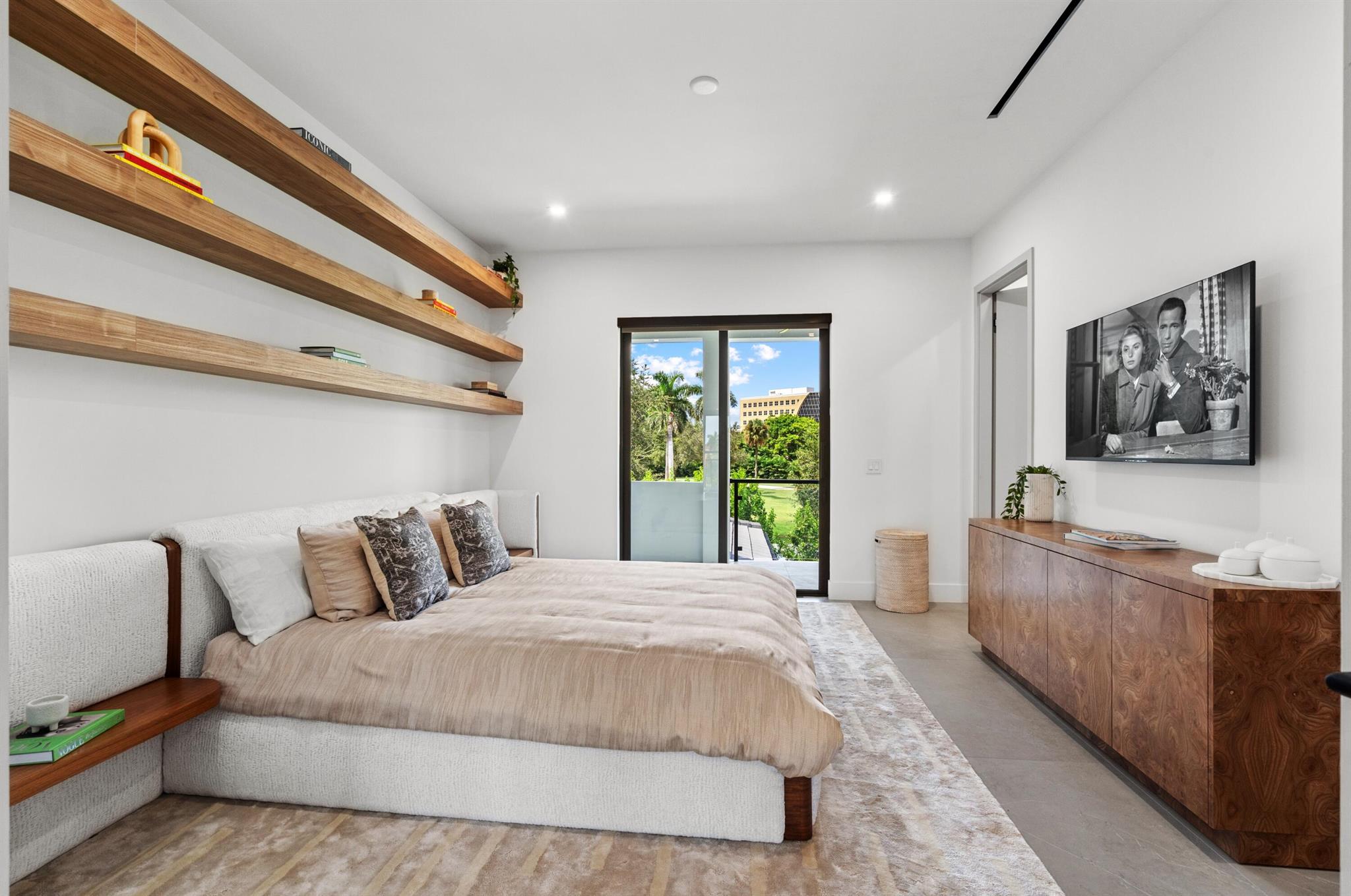 ROYAL PALM YACHT & COUNTR - Residential