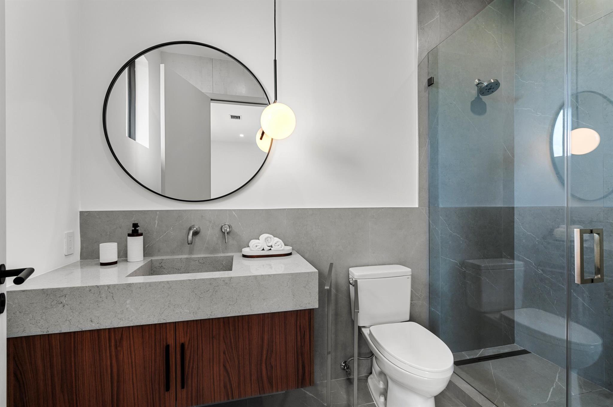 ROYAL PALM YACHT & COUNTR - Residential