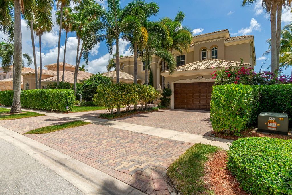 Photo of 2258 Stotesbury Way, Wellington, FL 33414 (MLS # B26033235)