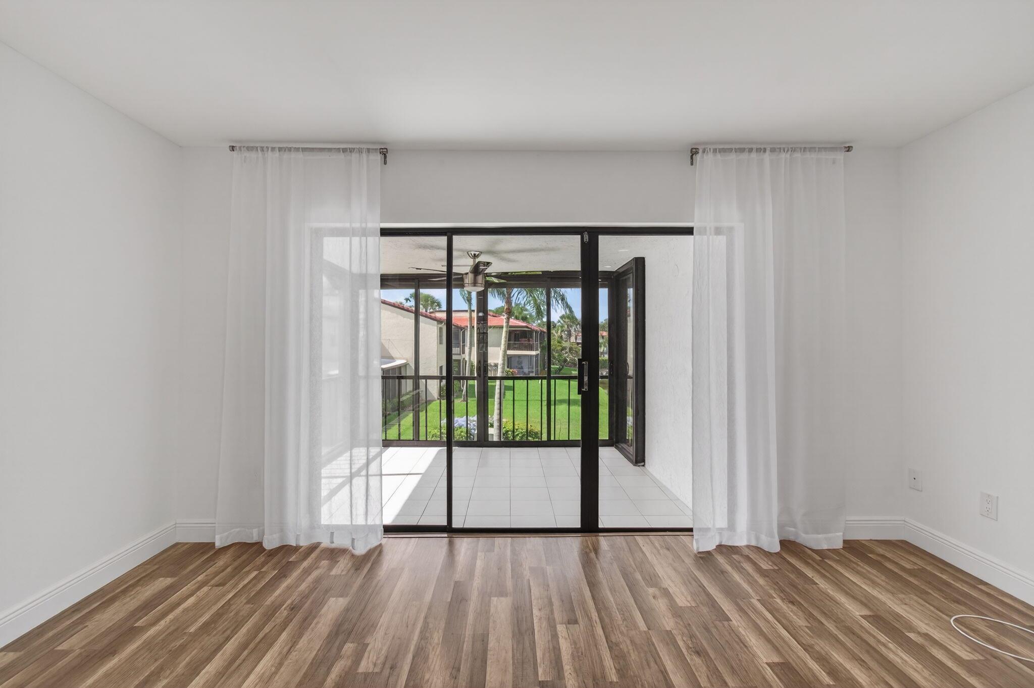 FAIRWAYS OF BOCA LAGO CON - Residential