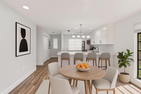 8536 Casa Del Lago 49 -B Boca Raton FL 33433