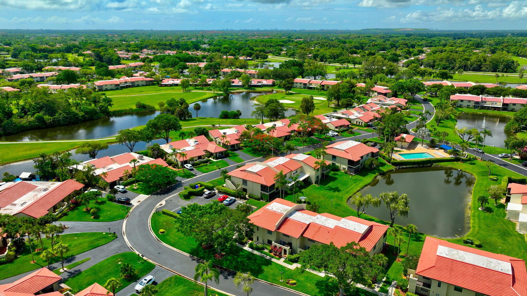 FAIRWAYS OF BOCA LAGO CON - Residential