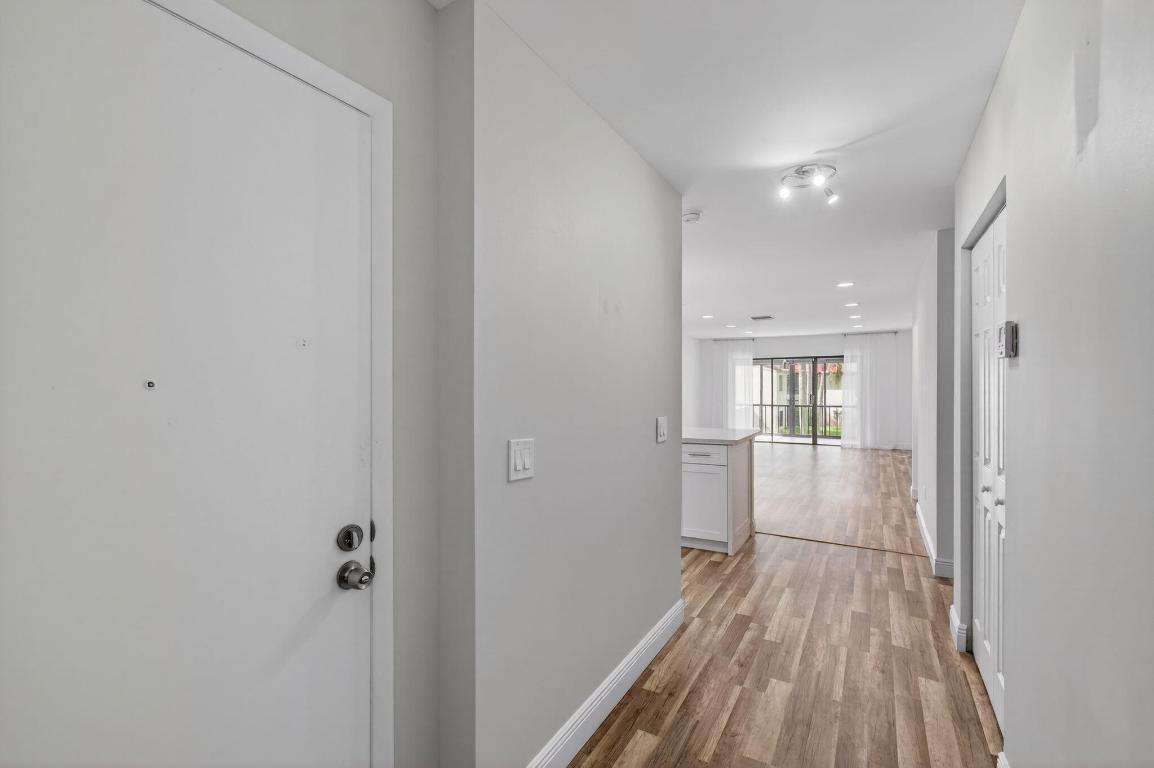 8536 Casa Del Lago 49 -B