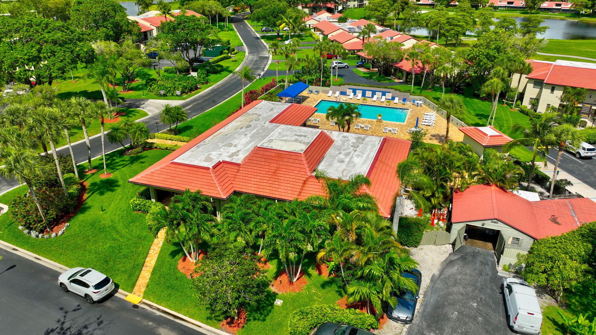 FAIRWAYS OF BOCA LAGO CON - Residential